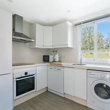 Stunning Duplex Penthouse 300m From The Apartment *