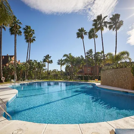 Stunning Duplex Penthouse 300m From The Apartment Casares