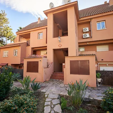 Stunning Duplex Penthouse 300m From The Apartment *