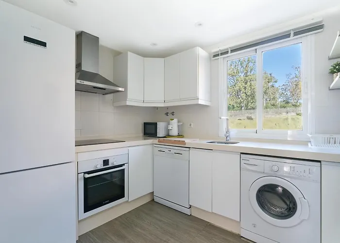 Stunning Duplex Penthouse 300m From The Apartment *